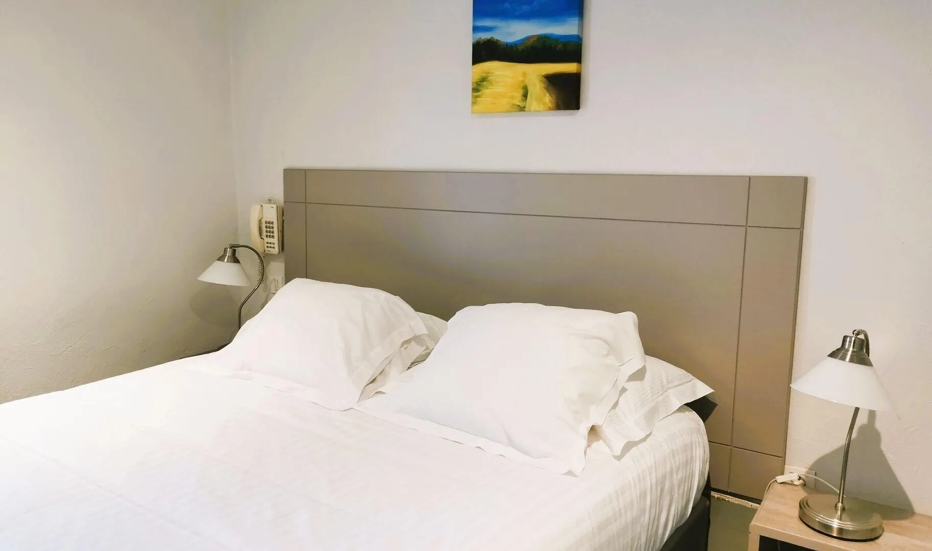 Hotel De La Couronne Aix-les-Bains