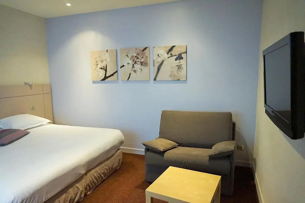 Hotel De La Couronne Aix-les-Bains