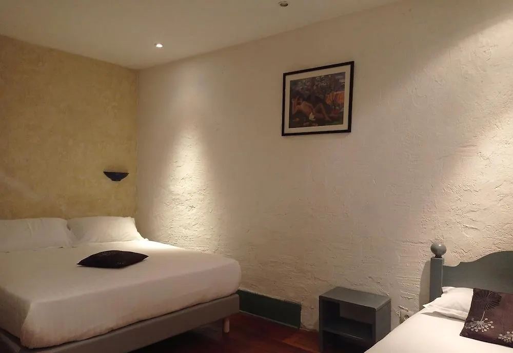 Hotel De La Couronne Aix-les-Bains