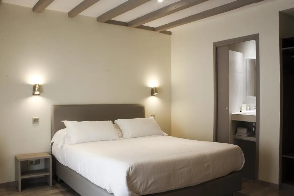 Hotel De La Couronne Aix-les-Bains